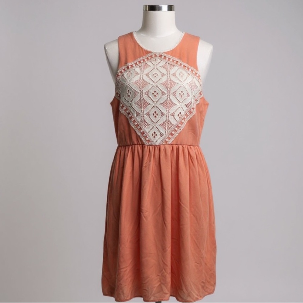 NWT Alya by Francesca's Peach Sleeveless Dress with Crochet Lace Bodice